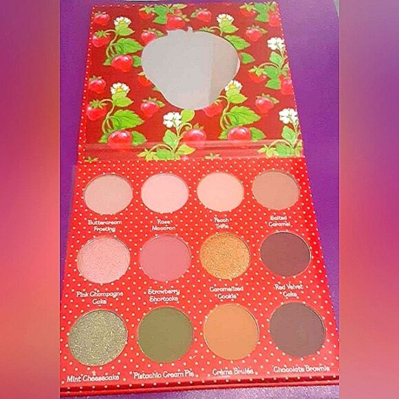 New Strawberry Shortcake Eyeshadow Pallette - Picture 2 of 2